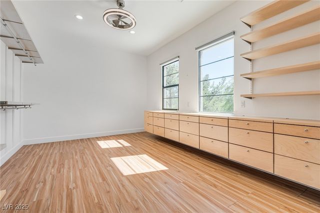 628 Edgebrook Drive, Las Vegas, NV 89145