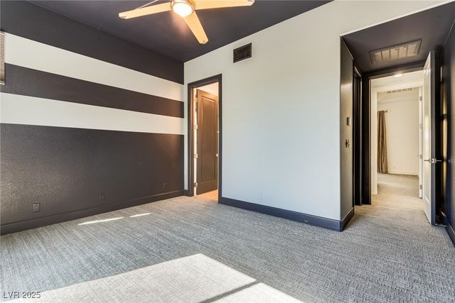 628 Edgebrook Drive, Las Vegas, NV 89145