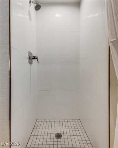 628 Edgebrook Drive, Las Vegas, NV 89145