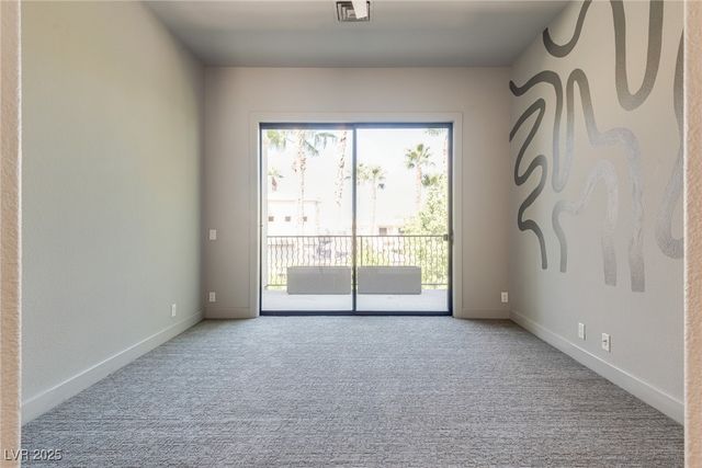 628 Edgebrook Drive, Las Vegas, NV 89145