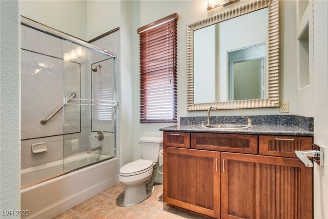 628 Edgebrook Drive, Las Vegas, NV 89145