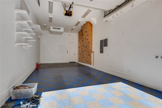 628 Edgebrook Drive, Las Vegas, NV 89145