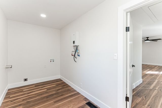 5821 Carl Pl, Nashville, TN 37209