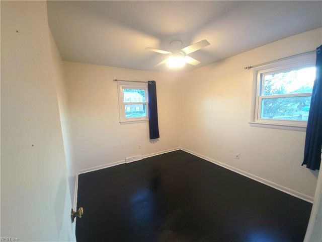311 Hercules DR, Hampton, VA 23669