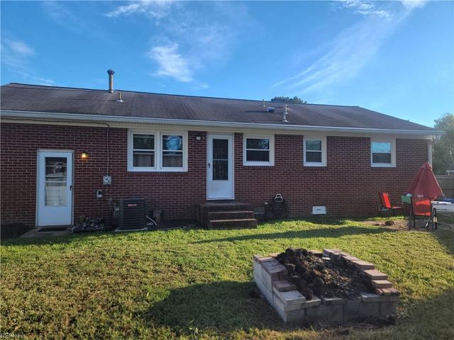311 Hercules DR, Hampton, VA 23669