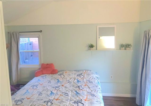 311 Hercules DR, Hampton, VA 23669