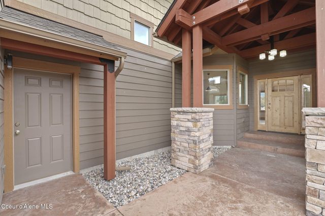 10 Bellflower CT, Blanchard, ID 83804