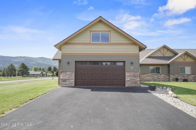 10 Bellflower CT, Blanchard, ID 83804
