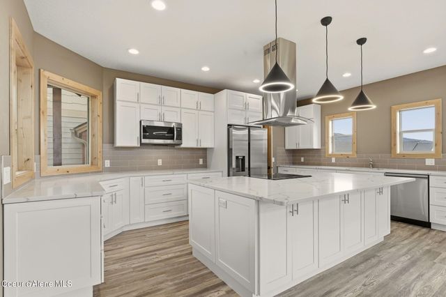 10 Bellflower CT, Blanchard, ID 83804