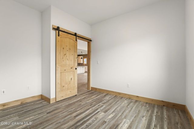 10 Bellflower CT, Blanchard, ID 83804