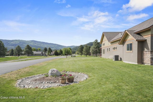 10 Bellflower CT, Blanchard, ID 83804