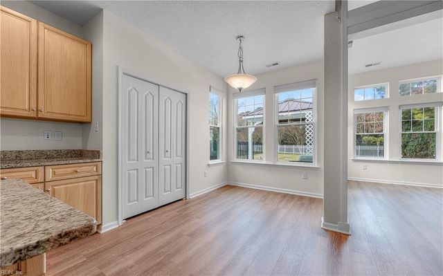 5580 Memorial DR, Virginia Beach, VA 23455