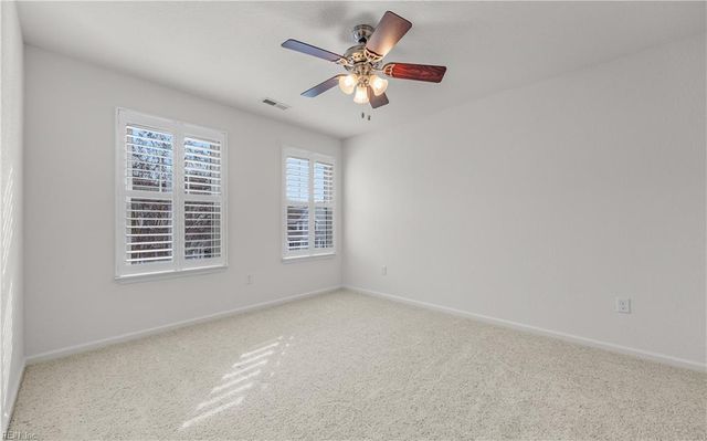 5580 Memorial DR, Virginia Beach, VA 23455