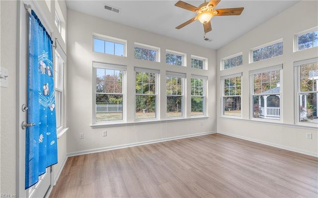 5580 Memorial DR, Virginia Beach, VA 23455