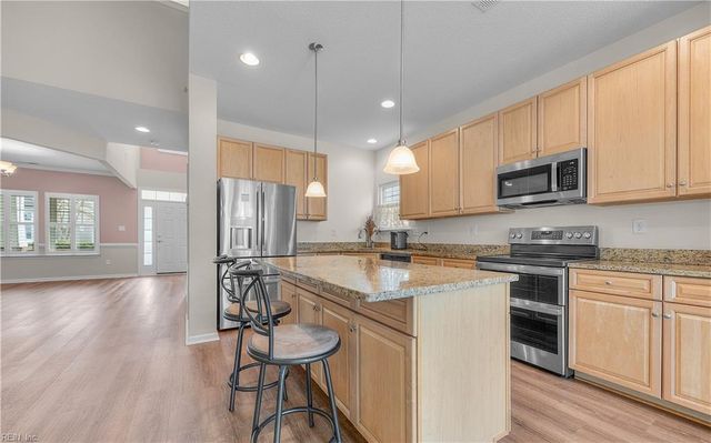 5580 Memorial DR, Virginia Beach, VA 23455