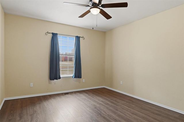 1205 Alexanders Trail, Edmond, OK 73012