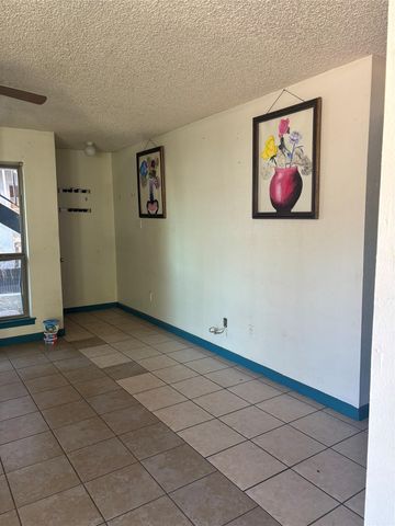 7926 Mullen DR 1, Austin, TX 78757