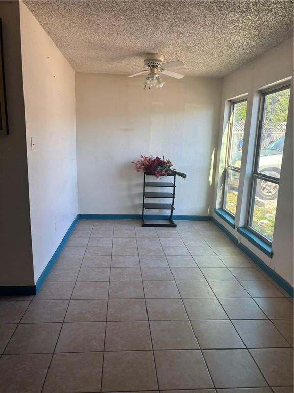 7926 Mullen DR 1, Austin, TX 78757