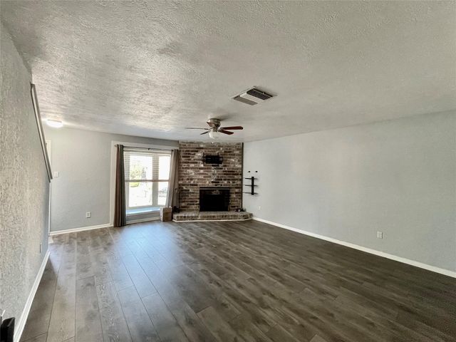 2119 Place Rebecca Lane F7, Houston, TX 77090