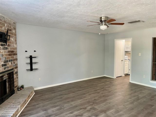 2119 Place Rebecca Lane F7, Houston, TX 77090