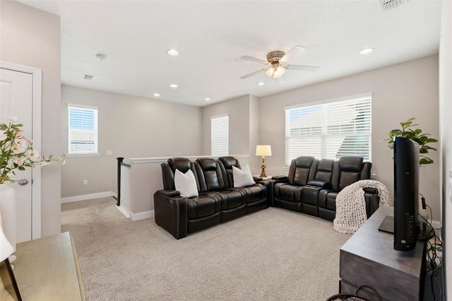 1016 HUNTSPOINT STREET, Winter Garden, FL 34787