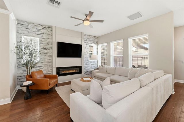 1016 HUNTSPOINT STREET, Winter Garden, FL 34787