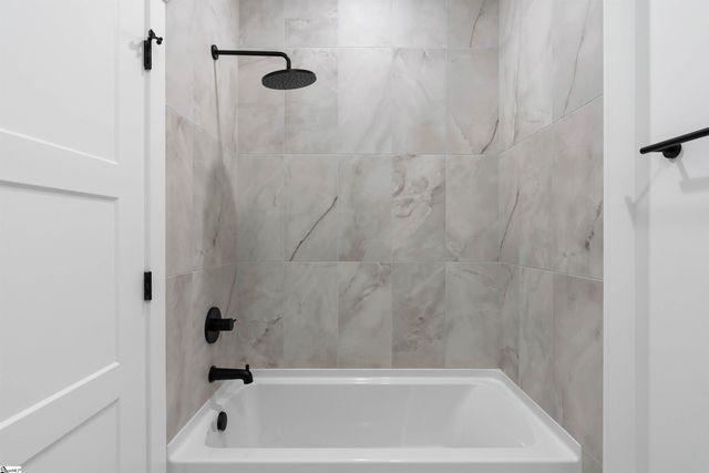 734 New South Court, Wellford, SC 29385