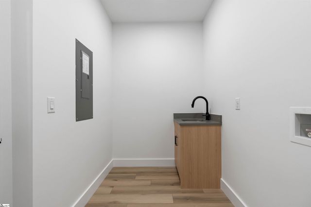 734 New South Court, Wellford, SC 29385