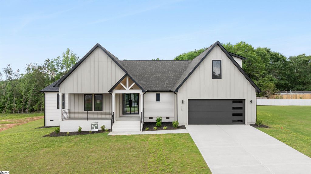 734 New South Court, Wellford, SC 29385