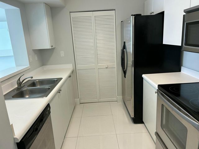 3020 NE 32nd Avenue 620, Fort Lauderdale, FL 33308