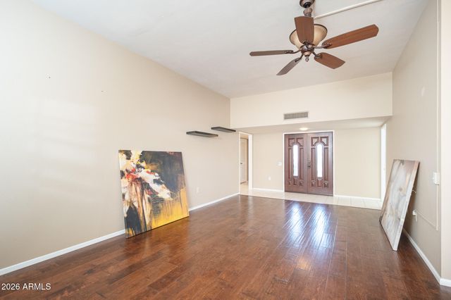 10004 W PLEASANT VALLEY Road, Sun City, AZ 85351