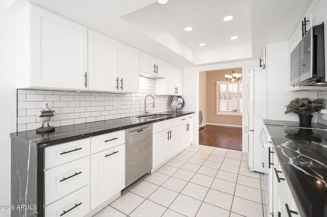 10004 W PLEASANT VALLEY Road, Sun City, AZ 85351