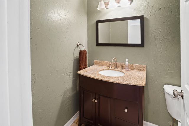 49 Emerald, Maumelle, AR 72113