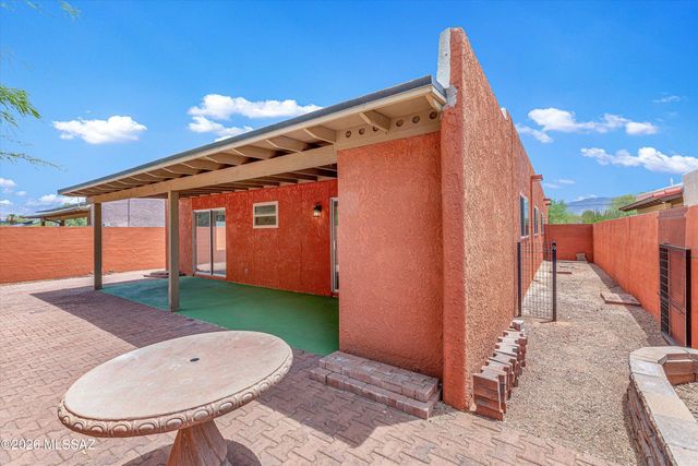 1208 S Brown Avenue, Tucson, AZ 85710