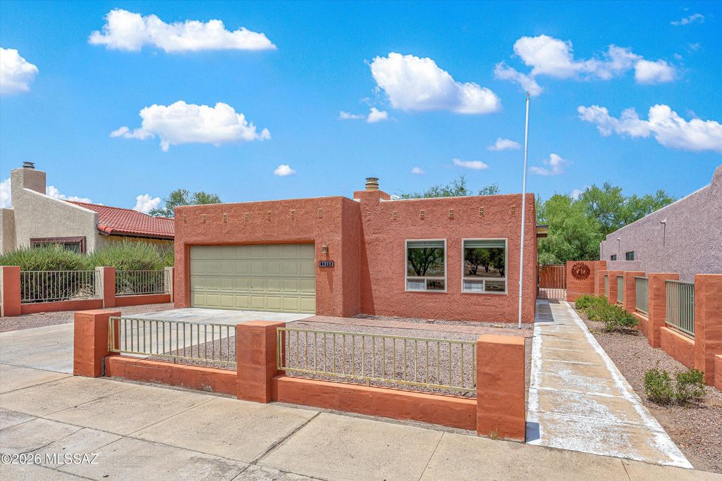 1208 S Brown Avenue, Tucson, AZ 85710