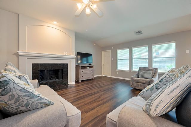 1007 Casting Springs Way, Spring, TX 77373