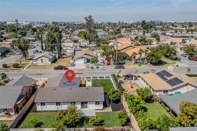 9905 Elm, Fontana, CA 92335