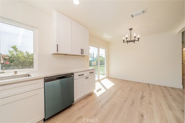 9905 Elm, Fontana, CA 92335