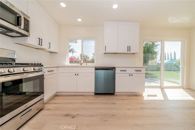 9905 Elm, Fontana, CA 92335