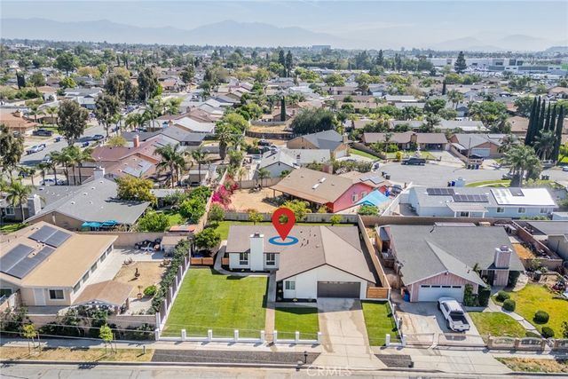 9905 Elm, Fontana, CA 92335