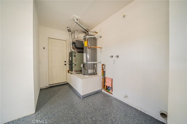 9905 Elm, Fontana, CA 92335