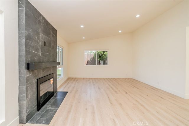 9905 Elm, Fontana, CA 92335