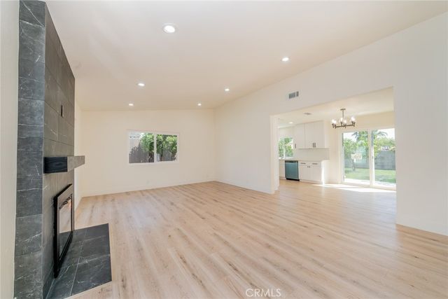 9905 Elm, Fontana, CA 92335