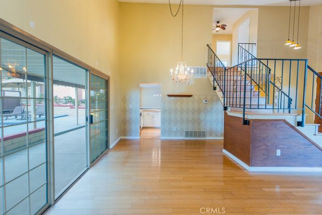 23132 Posada, Valencia, CA 91354