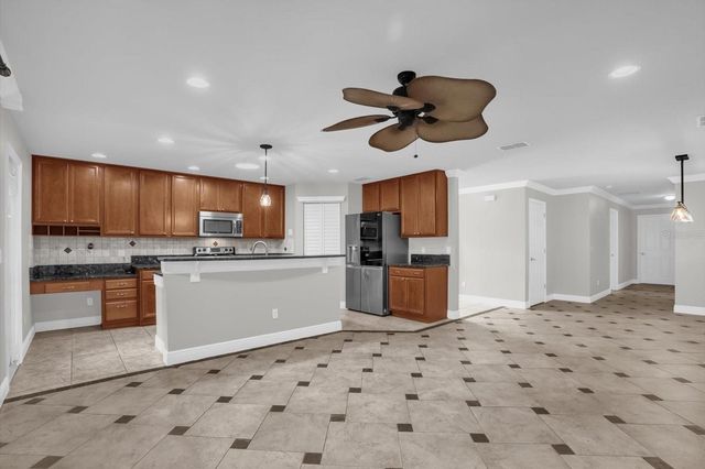 22048 BELGIAN COURT, Mount Dora, FL 32757