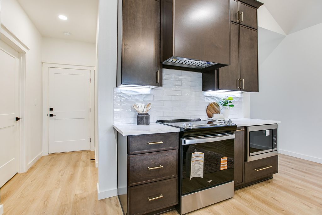 Image 10 of property listing at 3140 Maplewood Drive, San Angelo, TX 76904