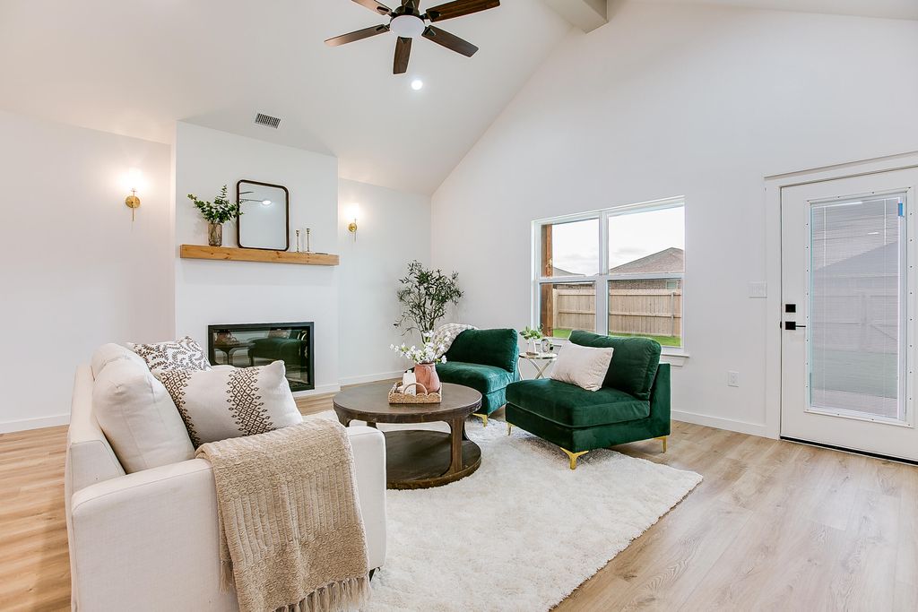 Image 13 of property listing at 3140 Maplewood Drive, San Angelo, TX 76904