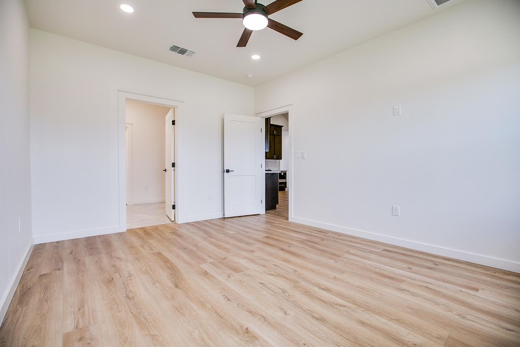 Image 18 of property listing at 3140 Maplewood Drive, San Angelo, TX 76904