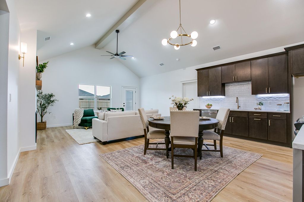 Image 7 of property listing at 3140 Maplewood Drive, San Angelo, TX 76904