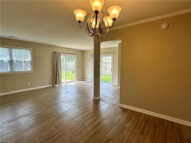 3845 Tiffany LN, Virginia Beach, VA 23456